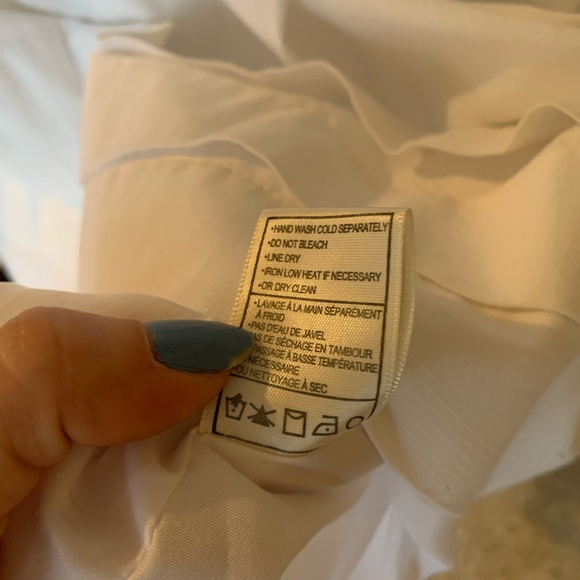 DONATED 🌸 Layered strapless white fit and flare dress - Picture 3 of 8